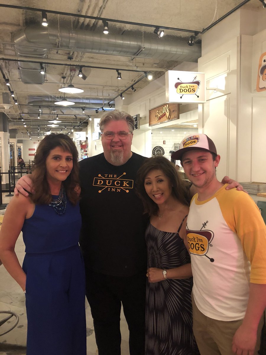 Sylvia Perez FOX32 tweet media