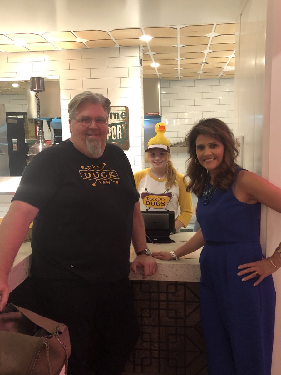 Sylvia Perez FOX32 tweet media