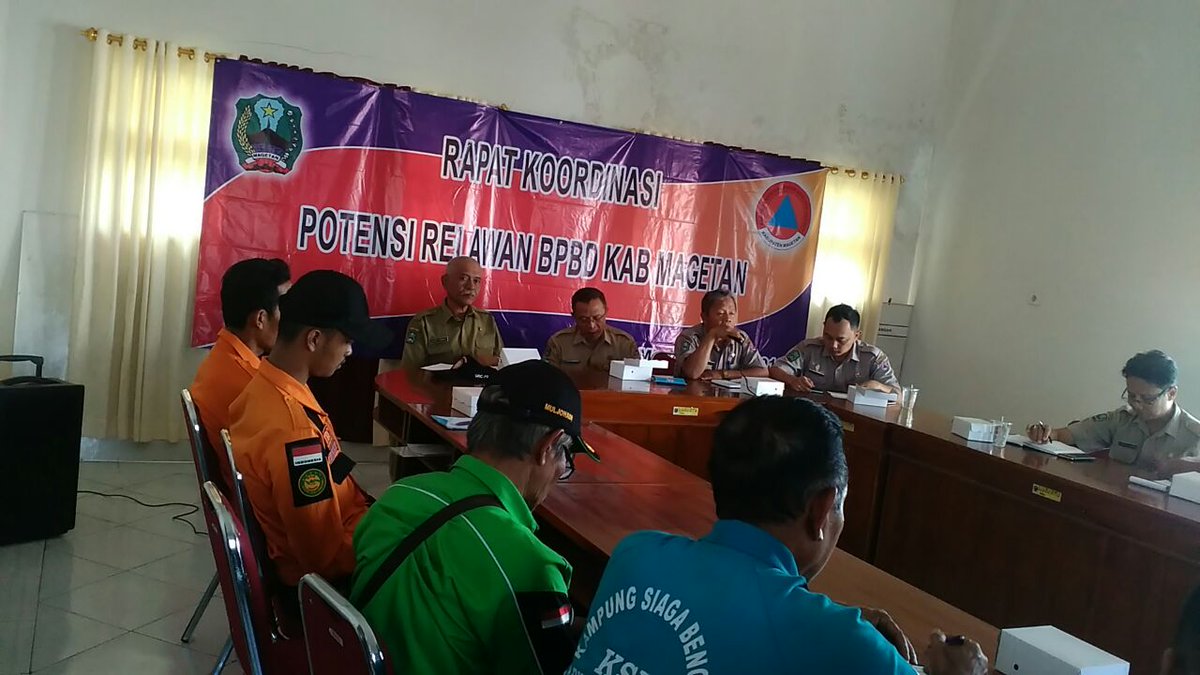 bpbdkabmagetan's tweet photo. UPDATE INFO KEGIATAN [10 Juli 2018]: Rapat Koordinasi Potensi Relawan BPBD Kabupaten Magetan.
#bpbd
#bpbdmagetan
#pusdalopspbmagetan 
#pusdalops
#relawan
#relawanmagetan
#rapat
#rapatkoordinasi
#infomagetan
#beritamagetan https://t.co/ntgWX6npdo