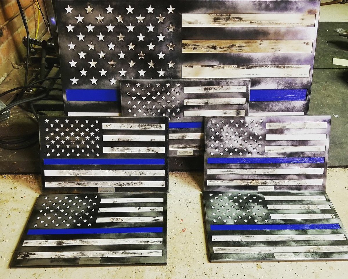 HonorFallenCops's tweet photo. Since 2016 our goal has been to send one of these flags to the family or squad-mates of every Police Officer murdered in the United States.  #honorthefallen #Police #ThinBlueLine https://t.co/iEj4DDE27D