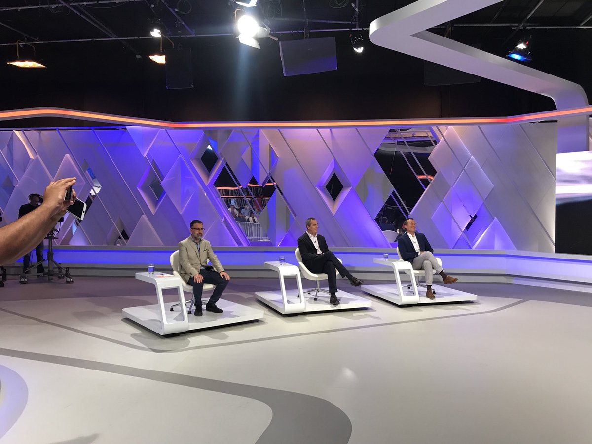 CsCanarias's tweet photo. 🗣️ @mgcejascs "Creemos que con 60 diputados es más que suficiente para hacer una reforma electoral valiente. Llevaremos a comisión nuestra propuesta" en @elfocortvc
#ElFoco62 @RTVCes https://t.co/q0fUm49xRm