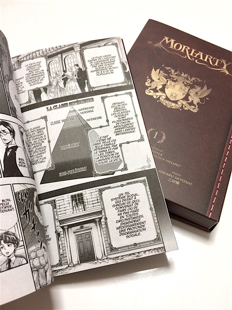 フランス語の特装版、作家陣が騒いでたら集英社さんがフランスの出版社さん(@EditionsKana)に連絡して下さって、何と頂戴する事ができました…!!!🇫🇷
わざわざお送り頂き本当にありがとうございました!!!

Je vous remercie beaucoup. 