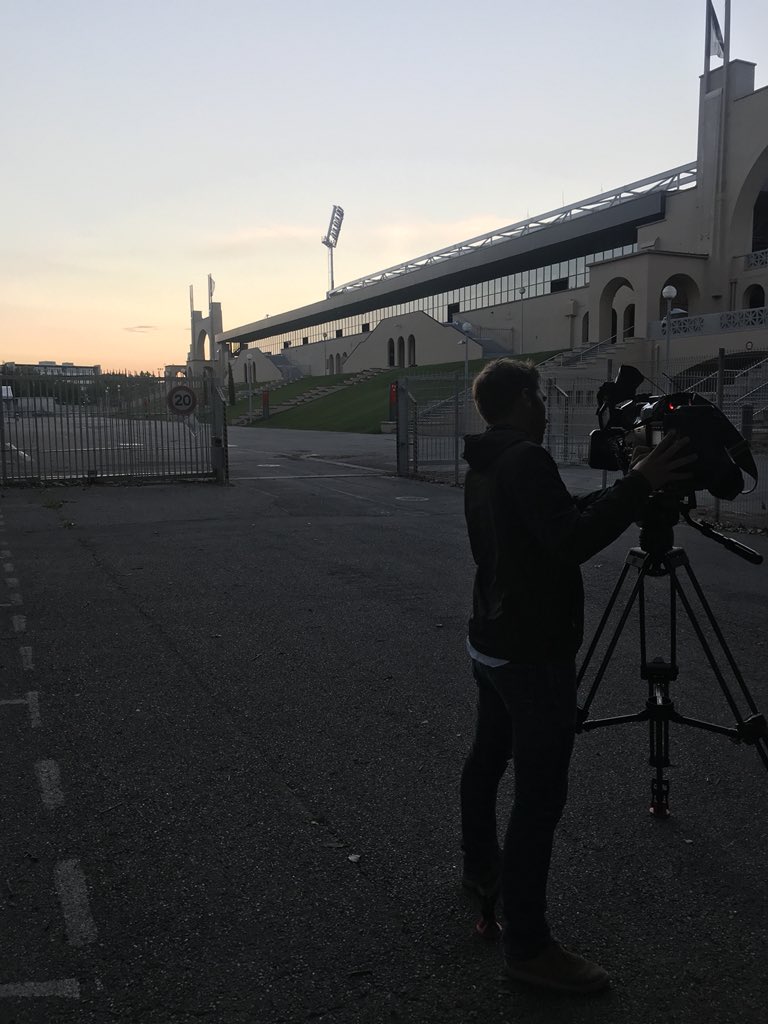 Amendonne's tweet photo. Tournage matinal au @LeLOURugby 
#9decoeur @Sport__Reporter @SportAvecCanal #soon https://t.co/fHd5ROL2Ps