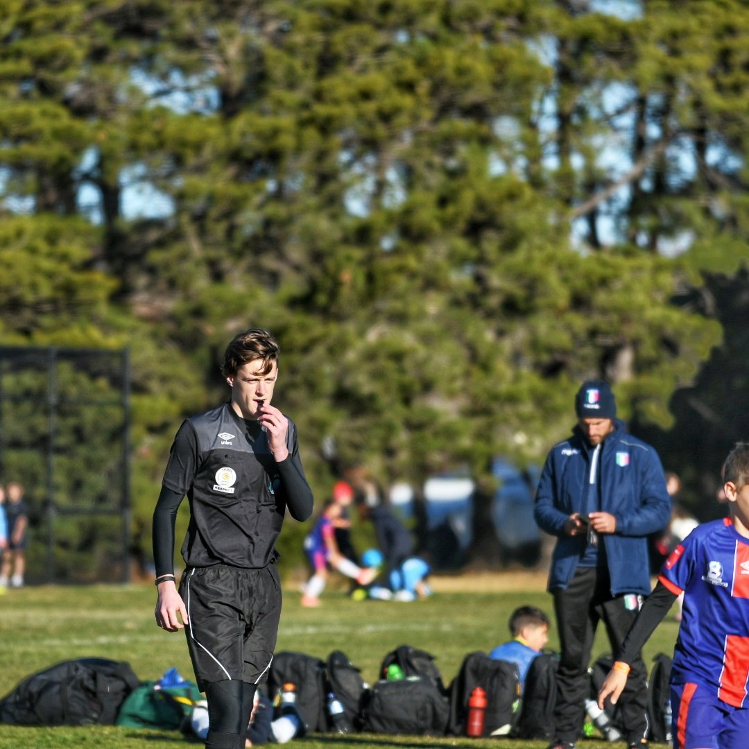 Tifosipazzi's tweet photo. @GUFC1997 referee and NPL player starts off the 3.15pm at Latham for the 2018 @KangaCup #football @CapitalFootball https://t.co/hRIdpTpHR8