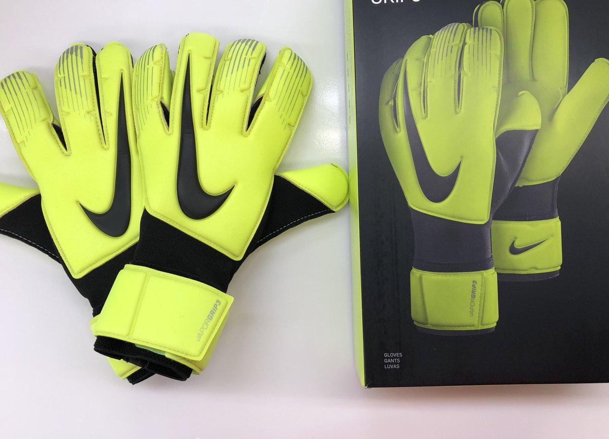 ときわスポーツ 町田アスリート館 サッカー ヴェイパーグリップの新作入荷しております 今作よりモデルチェンジ まずはパームにacc搭載 これで前作以上にどんな環境でも最高のパフォーマンスを可能に そして手の形を立体構造にチェンジ