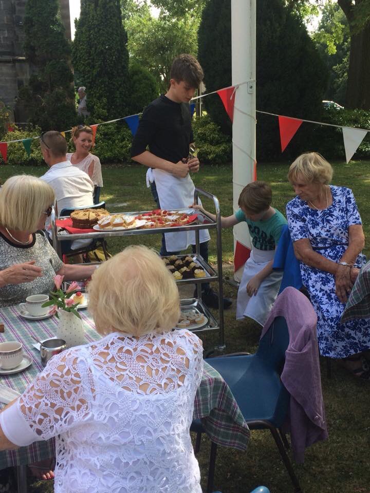 ChristChurchHG1's tweet photo. Wow! An incredible £379.91 raised for #Harrogate Young Carers through @ChristChurchHG1 Junior Church afternoon tea and choir’s sung Evensong marking Lammastide. @CarersResource https://t.co/AZ7Eu1rSLt