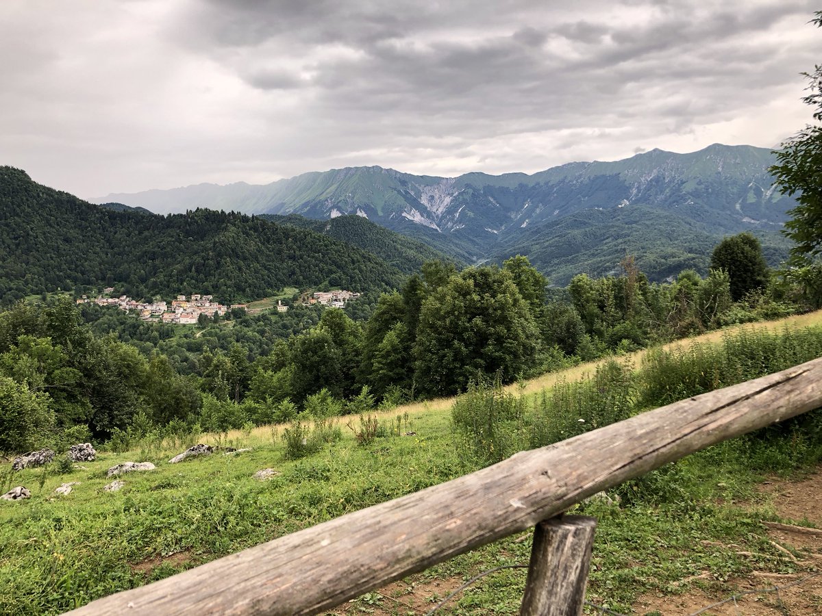 alivea's tweet photo. Robidišče. Najzahodnejši (k)raj Slovenije. pt. 2 🌸🌼⛰🧡🍃 #robidisce #kobarid #sLOVEnia https://t.co/u0RPPEbbJy
