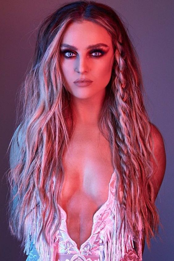 Happy birthday to our QUEEN Perrie Edwards   