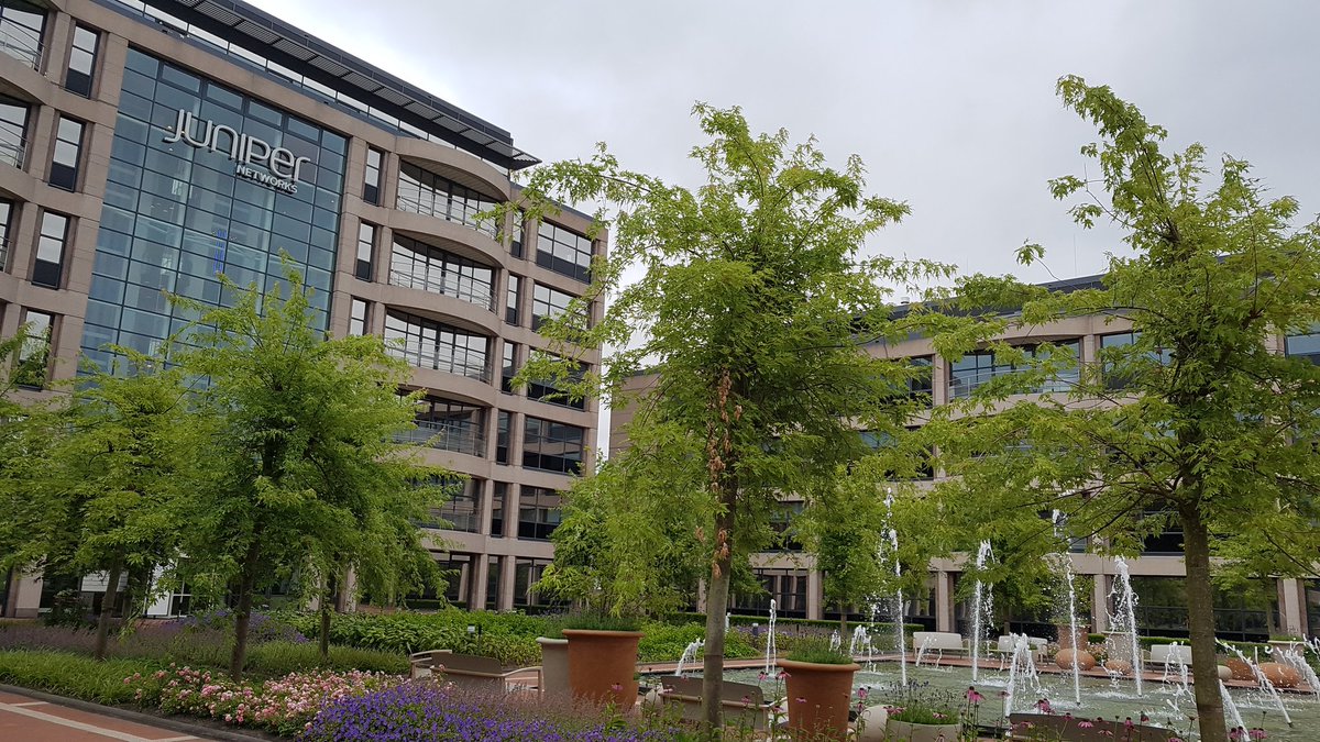 Oggi siamo ad Amsterdam con @JuniperNetworks per parlare di strategie di comunicazione. #pr #global #communication
