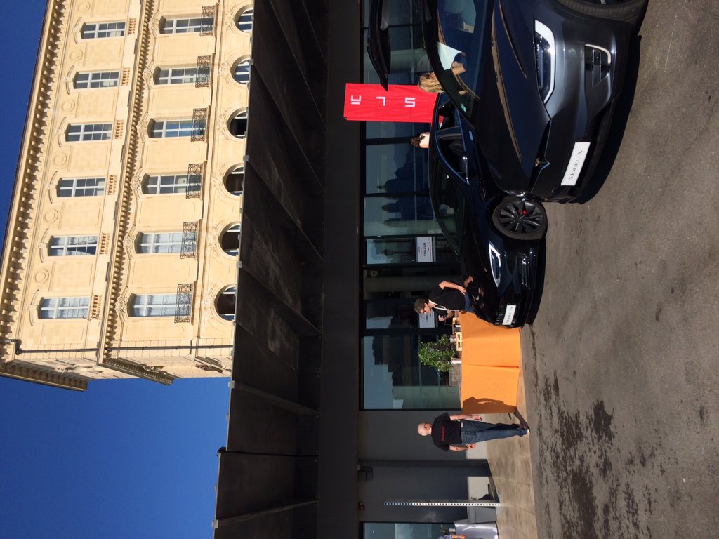 FntvSud's tweet photo. La @FntvPacaCorse participe au 1er forum du numérique organisé par le @MedefPACA, Transition numérique et OPEN DATA au cœur des débats https://t.co/oR8p2tYIiG