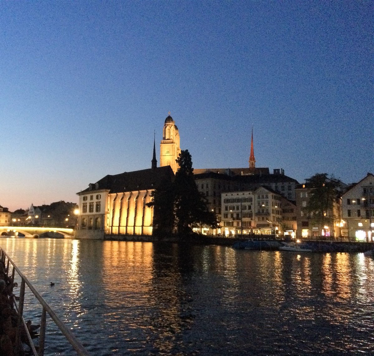 rebagdata's tweet photo. Sommerlich und eindrucksvoll - Zürich! Auch hier haben wir viele Kunden und die Stadt gehört zu den schönsten Orten der @Schweiz_ch . Zürich könnte ein Teil Ihres Arbeitsplatzes bei der #rebagdata sein. #protelfamily
https://t.co/Mk34R5SOv5 https://t.co/0ctr3lVAwd
