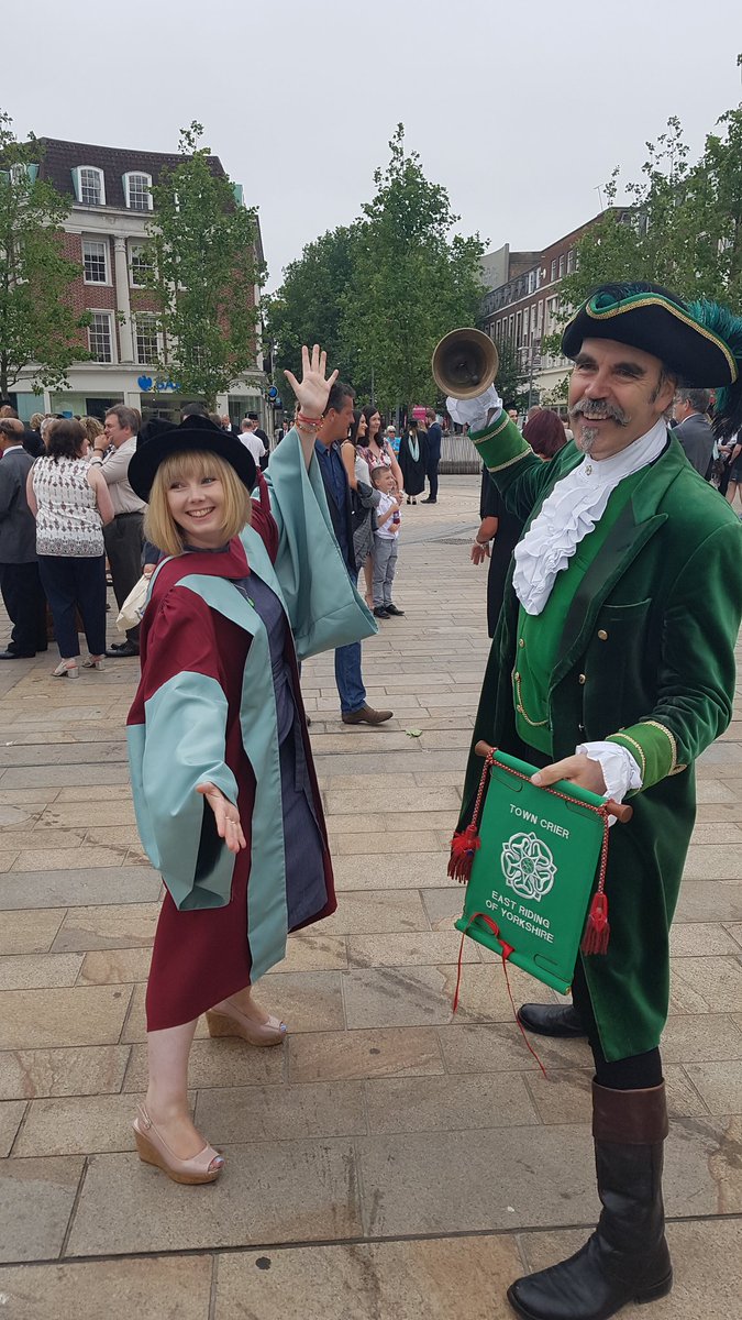 C_A_Stephenson's tweet photo. So yesterday I had the honour of becoming the first person in over 30 years to receive a doctorate in #Geology from @UniOfHull ! Thank you @GeologyHull @SESatHull 👩🏼‍🎓 https://t.co/E6ELxonIqW