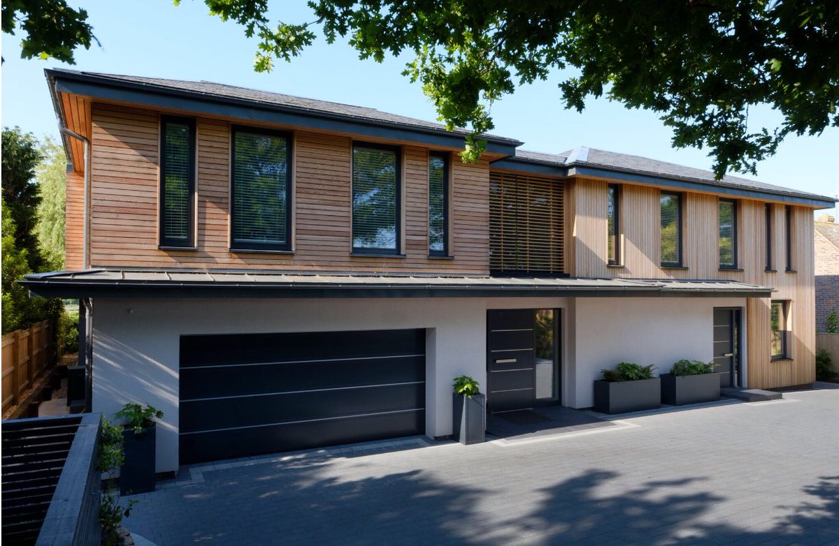 crsrendering's tweet image. Another first class finish by CRS being lived in and enjoyed by happy customers. Pleased to work once again in partnership with @StreifUK #rendering #construction