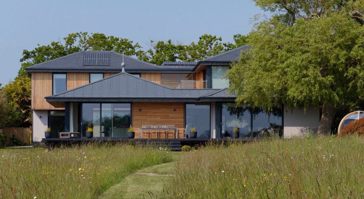 crsrendering's tweet image. Another first class finish by CRS being lived in and enjoyed by happy customers. Pleased to work once again in partnership with @StreifUK #rendering #construction