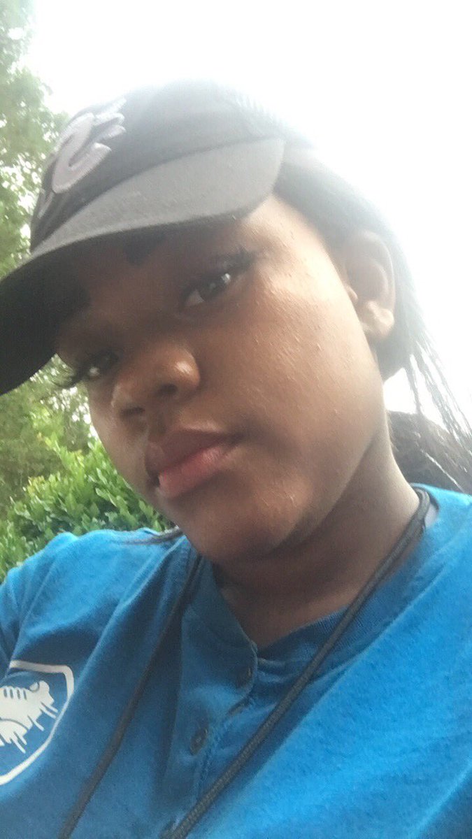 icosplayfinatic's tweet photo. @sonicdrivein love working at sonic best fast food ever especially skating at sonic taking pictures with people https://t.co/OK9uR71Pdh
