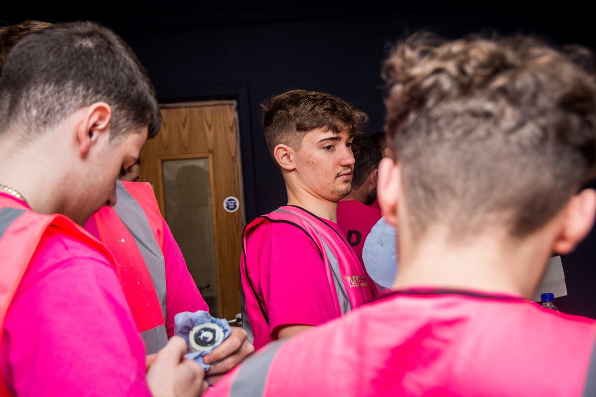 Pinkspiration1 tweet picture