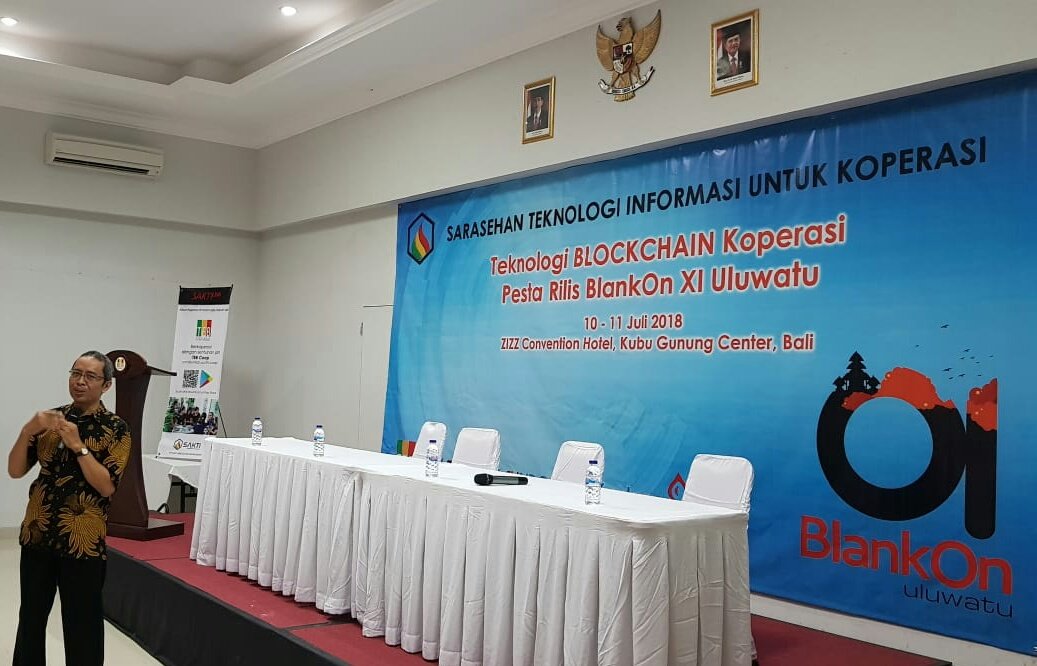 Sedang berbagi cerita dan ide pemanfaatan TIK untuk para pengurus koperasi. Foto dari Pak Endy <a href="/databisnis/">endychandra</a>