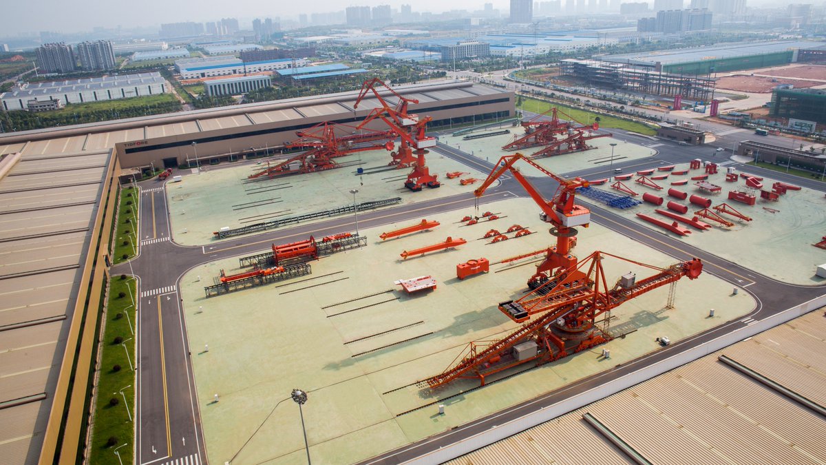 TidforeGroup's tweet photo. One of our 4 green and intelligent industrial bases is Hunan Jiuhua Industrial Park, located in Xiangtan National Economic and Technological Development Zone. The Park is the R&amp;D and manufacturing base for bulk material handling, port and other complete equipment, etc. https://t.co/rW2MF2ZJDf