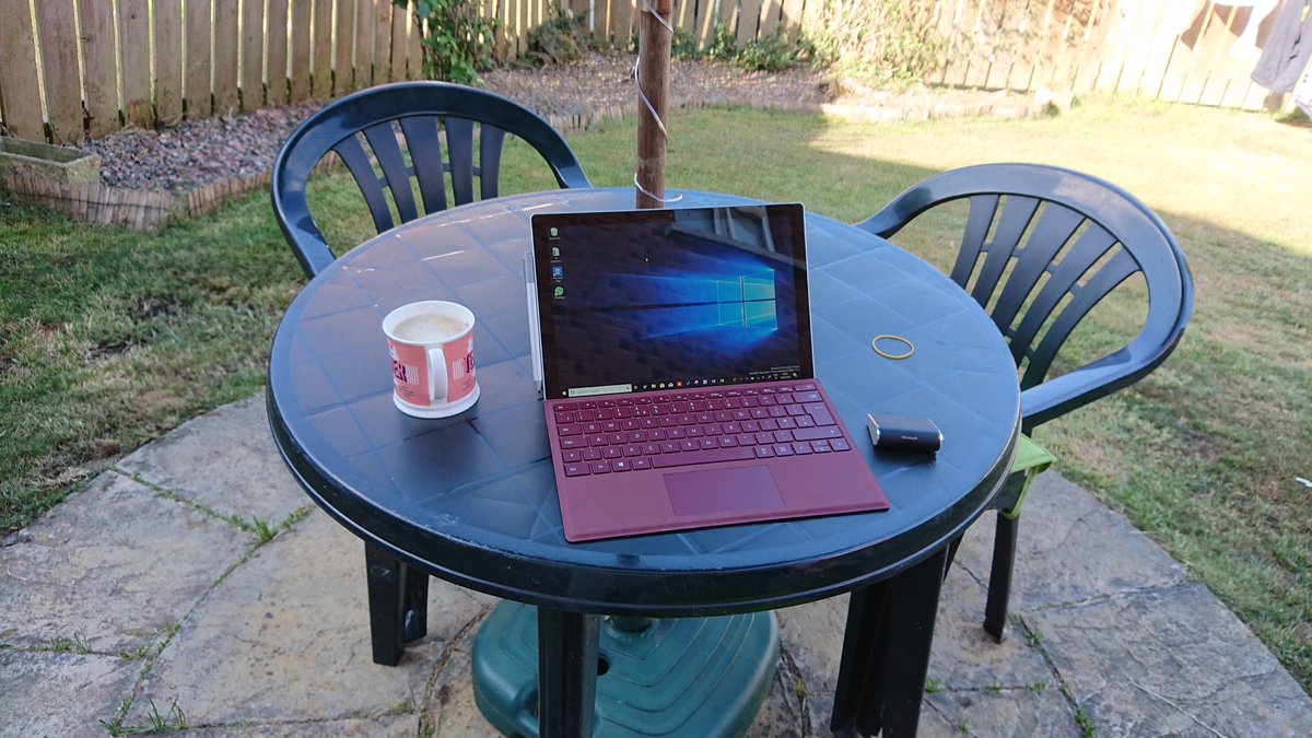 MrMalcontent's tweet photo. #SurfaceMasterTrainer #SurfacePro #Summerwork #MSDreamSpace (Back Garden π) #Coffee https://t.co/srwSYzW3yC