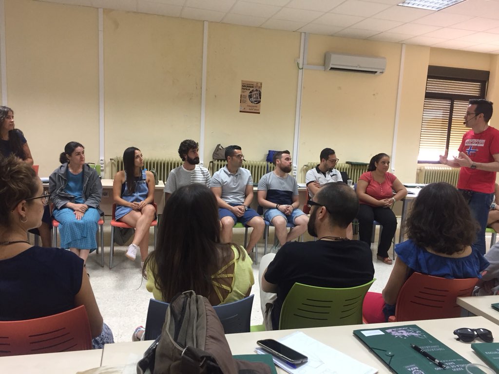 InmaBP13's tweet photo. Da comienzo la mañana con dimensión académica II @SafaVerano https://t.co/uZSxfN3cs6