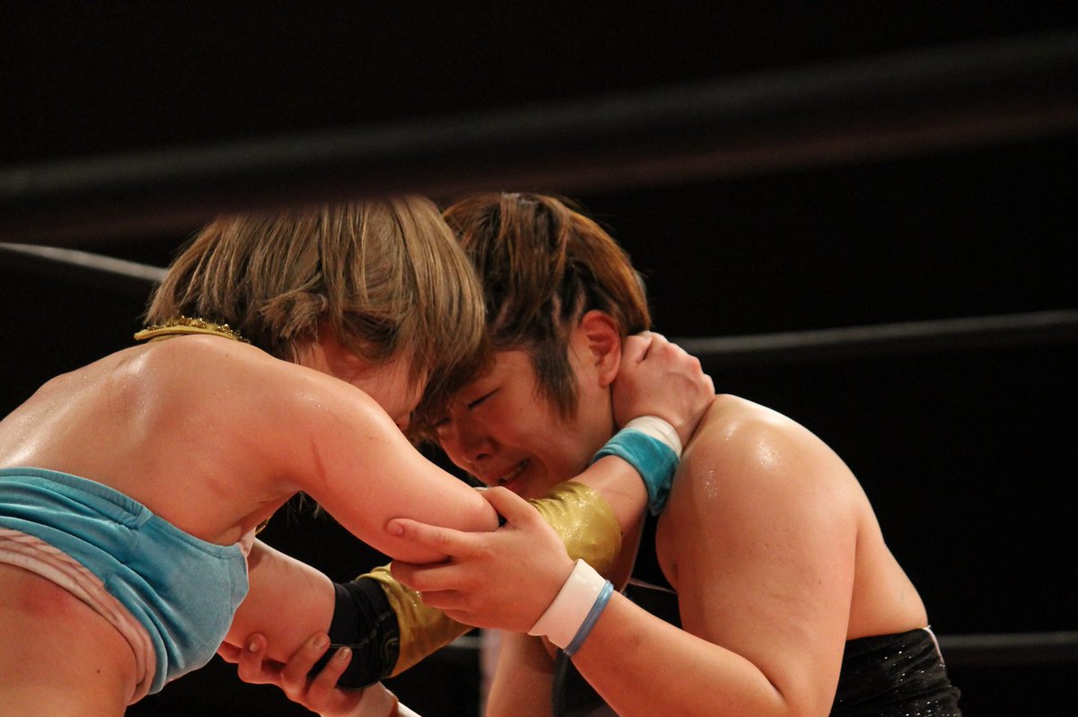 takudragonHEART's tweet photo. ⭐️東京女子プロレス
📅2018.07.08
🏟両国KFCホール
👑東京プリンセスカップ・決勝
戦い合ったからこそわかるもの。
#tjpw
#TPC5 https://t.co/2vXImpux9D