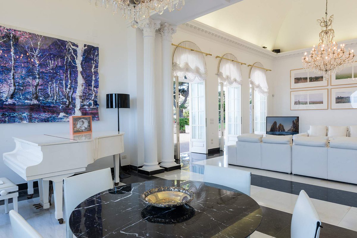 designMUSE23's tweet photo. Your home can be light and vibrant with exceptional windows #home #dreamhome #designMUSE https://t.co/mT2vcq5gPn