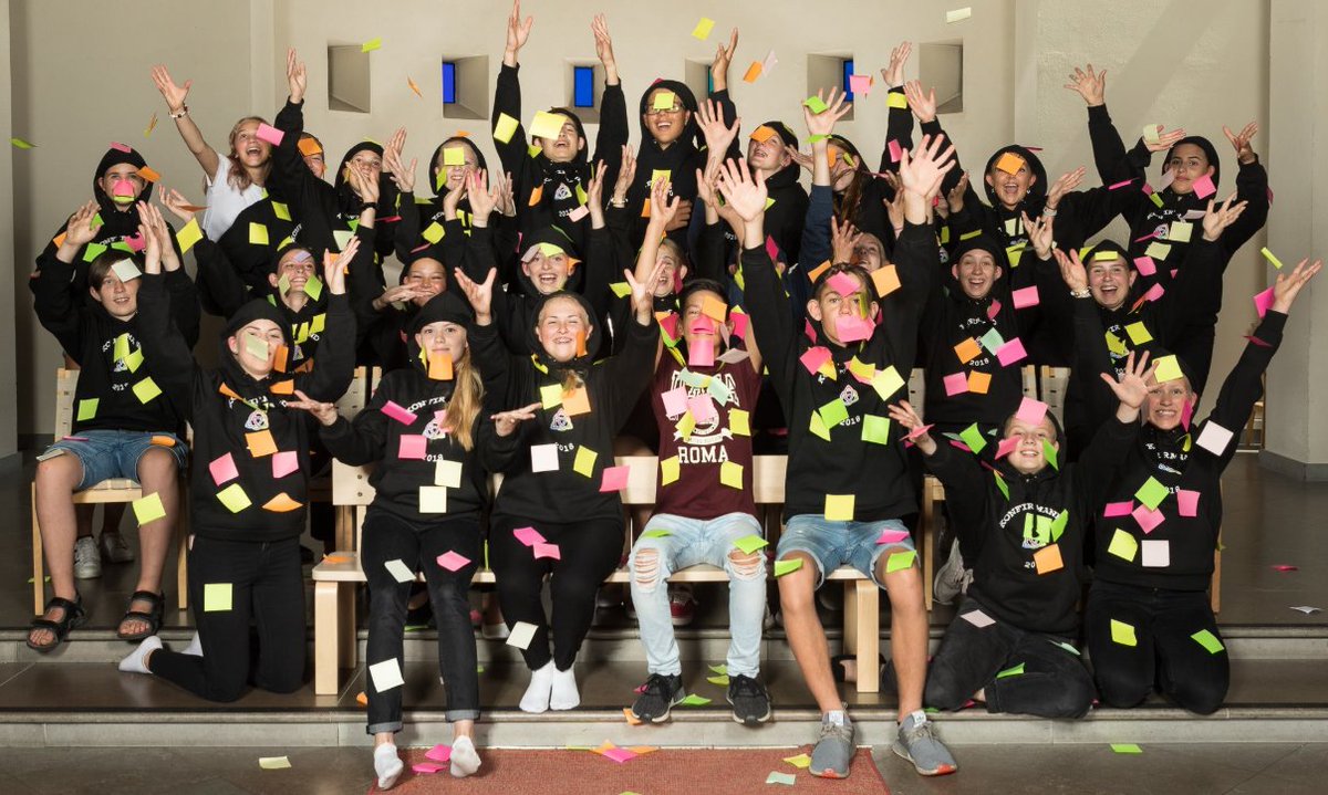 Lundby församlings sommarkonfirmander har varit på läger i Bohuslän. Här ger de sin syn på att ledarna kanske har använt en viss pedagogisk metod liiite för ofta! #konfagbg #svenskakyrkan #konfirmation