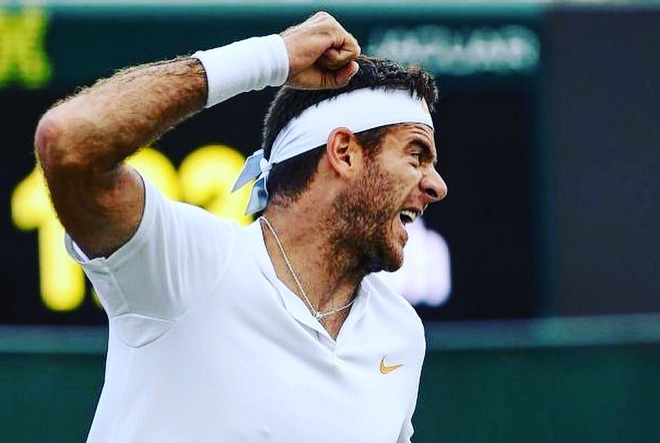 SegundoSaqueTV's tweet photo. 💪.
Tras la suspensión ayer por falta de luz, @delpotrojuan levantó hoy un 1-3 en el 4º set y avanza a cuartos para enfrentarse ante Nadal. Si gana, será el No. 3 del mundo. ¡Vamos, Delpo! https://t.co/kivGRz1yAo