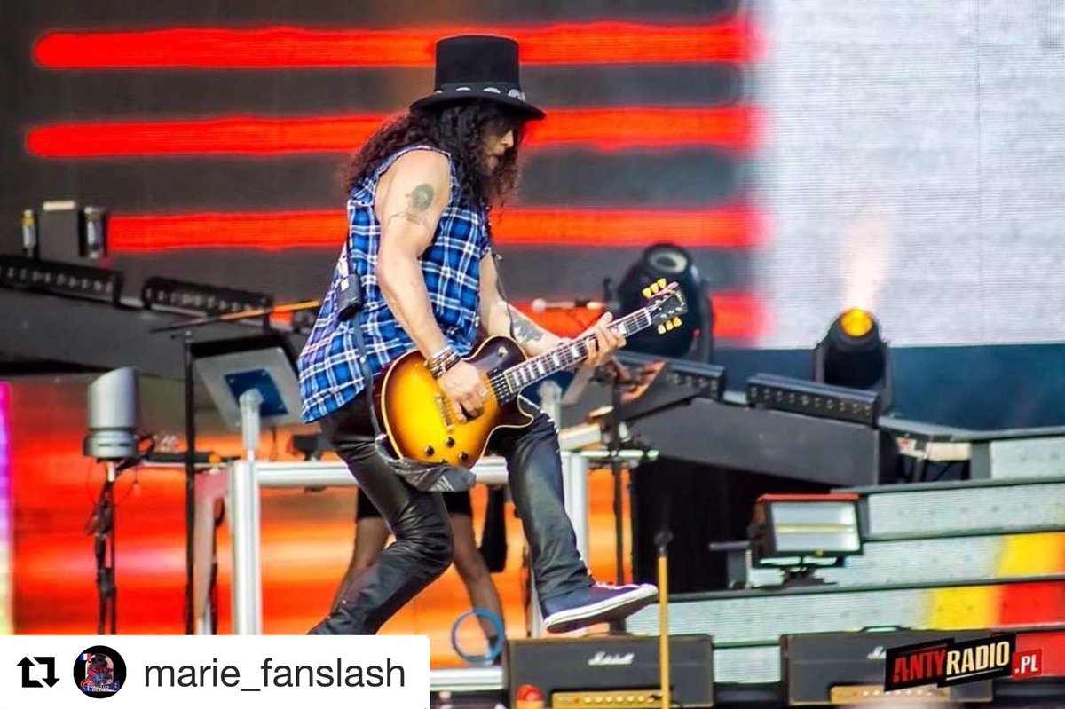All_about_SLASH's tweet photo. #Repost @marie_fanslash with @get_repost
・・・
#Slash 📷© Romana Makówka/Antyradio.pl - #GNRinpoland #GNRinChorzow #gunsnroses #gnr #gnreurope2018 https://t.co/eoGjzhfz4z