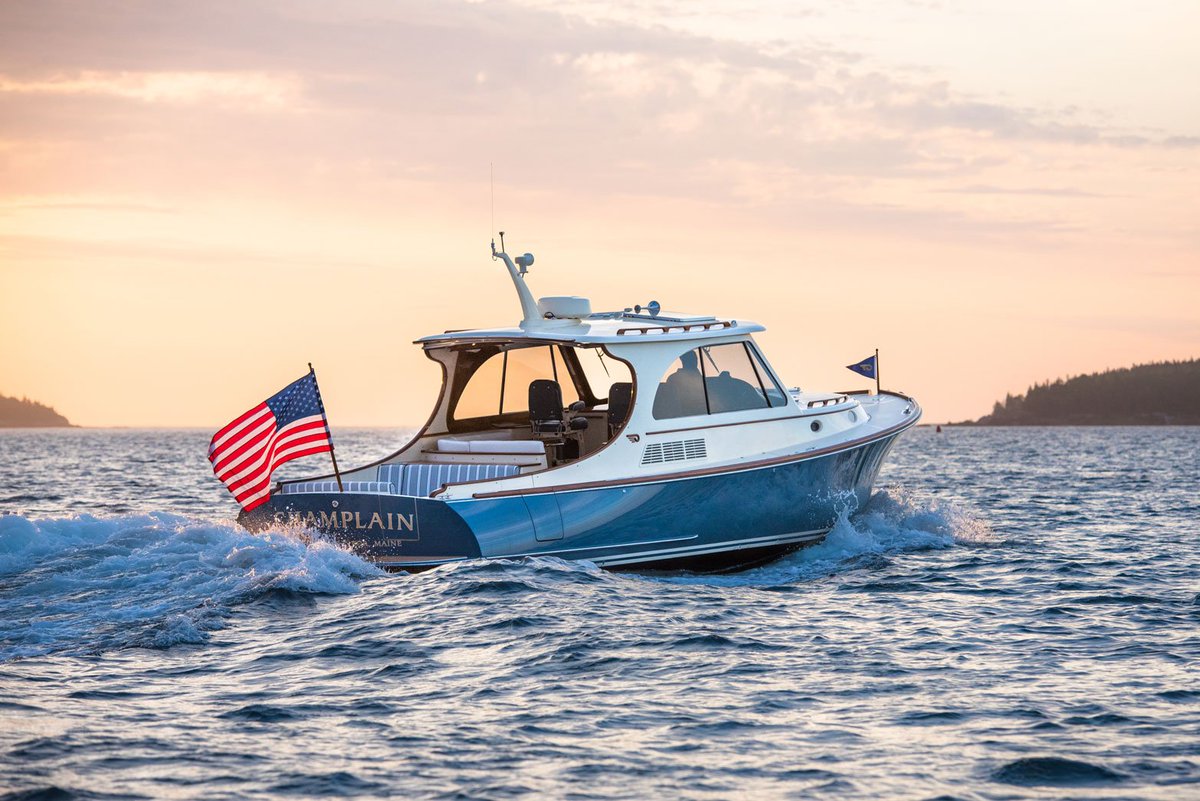 HinckleyYachts's tweet photo. Be among the first to come aboard the all new Picnic Boat 40 this Saturday in Sag Harbor at the Village Marina. To arrange a showing or sea trial, RSVP at https://t.co/2JyMdE09o8. #HinckleyYachts #PicnicBoat #MadeinMaine #YachtBeautifully #Carbon #Epoxy #Kevlar #SingleInfusion https://t.co/2iXcrabDzU