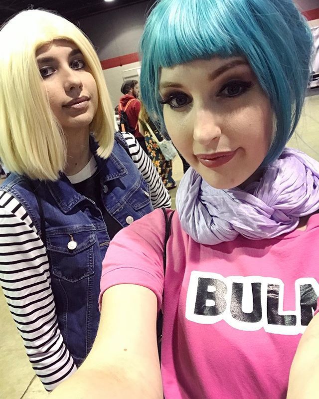 ketsueki_raven's tweet photo. Series hotties 💋

Bulma from Dragonball
Android 18 from Dragonball Z
Anime Central 2018

#cosplay #dragonball #dragonballz #dbz #dbzcosplay #bulma #bulmacosplay #android18 #android18cosplay #animecentral #acen #acen2018 #cosplaybabes #capsulecorps https://t.co/zAIP0UWBPu https://t.co/64DEBuahKu