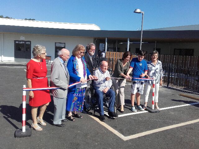 Prefet24's tweet photo. Inauguration de l IME Les Vergnes à Atur ce matin : des conditions d'accueil de grande qualité pour les enfants et les adolescents en situation de handicap accueillis. Bravo aux professionnels présents au quotidien aux côtés des  jeunes #handicap https://t.co/AhuDvXRJW2