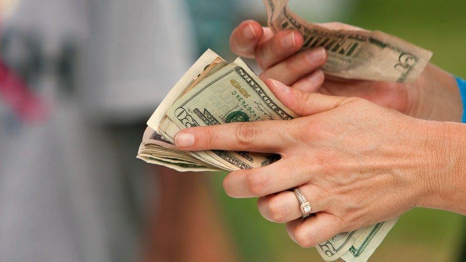 WorksZach's tweet image. Are you looking for a second career? Have you considered becoming a #financial advisor? It is a rewarding job when you see people get better protection and more savings for #retirement. ow.ly/8ZVu30kShUq