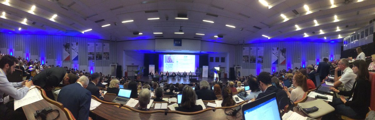 BursonBrussels's tweet photo. Full house at @EU_Commission stakeholder event “EU Strategy for Long-term Emissions Reduction.” @MAC_europa &amp; panellists emphasised more ambitious targets, inclusivity &amp; the opportunity in the challenge @EUClimateAction @IEA #EU2050 #LowCarbonEU2050 #energyefficiency #renewables https://t.co/qH0PJJxes9