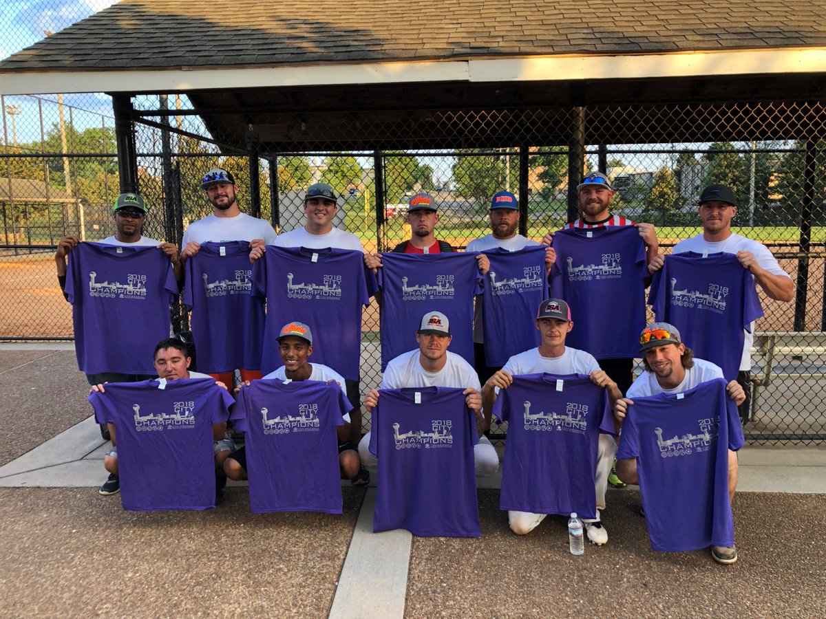 knoxathletics's tweet photo. Congrats to the Men's 2HR Tournament Champions: I'd Hit That! https://t.co/yOGEIVYEye