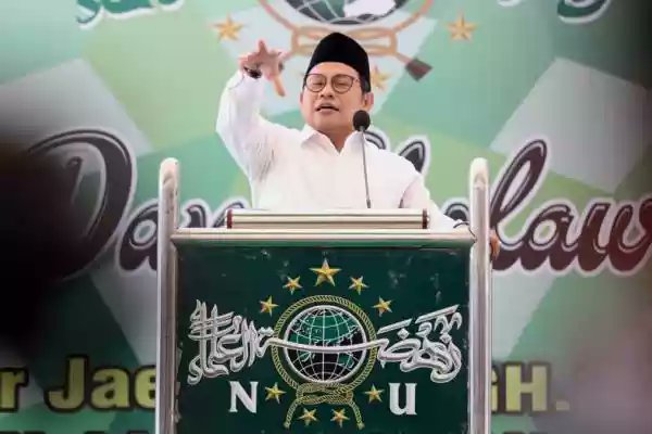 Alif_Kandangan's tweet photo. @cakimiNOW adalah sedikit dari politisi yg tak hanya hadir sebagai Tekhnorat,namun juga Agamawan yg mewarisi Gus Dur
#CakIminNextWapres2019 
#JoinKalsel2019 
#JoinHSS
@jokowi @DPP_PKB @DPWPKBKALSEL @manika_ARB @JOINKalsel @JoinHSS @JOINLampung @KORNASJOIN @yossie_yassiana https://t.co/PUUjrBsg52