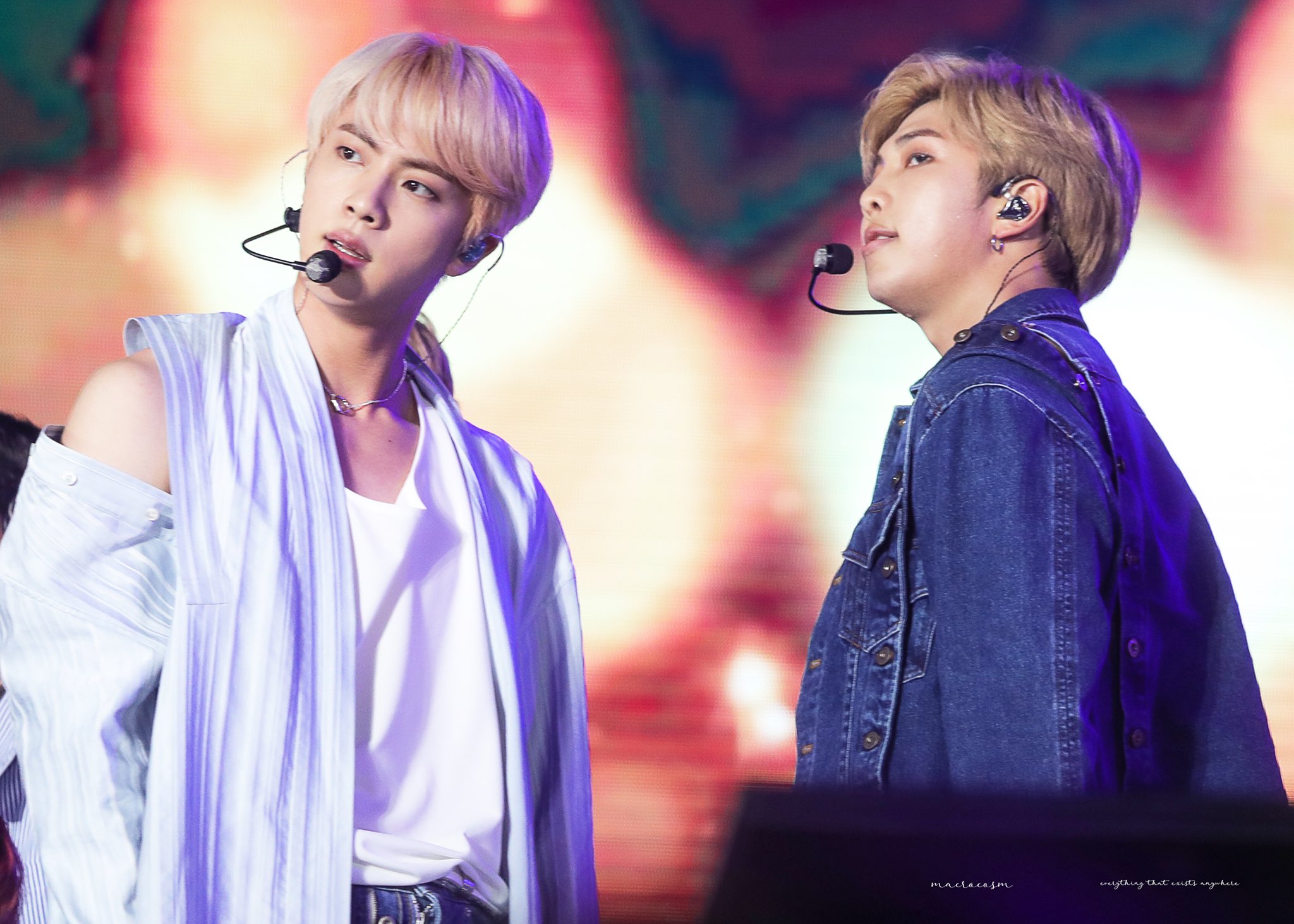 Dhv7SL1VAAI8KpB.jpg:orig