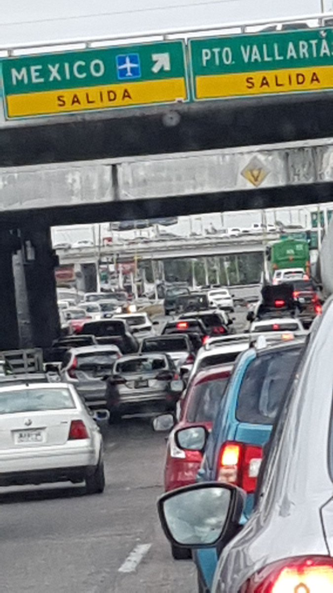 Hasta cuando huevones <a href="/Trafico_ZMG/">TráficoZMGuadalajara</a>
