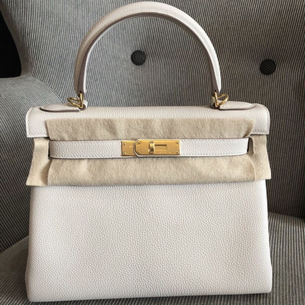 The French Hunter on X: Birkin 25 Beton Togo GHW #C #hermes #birkin #kelly  #constance #handbags #luxury  / X