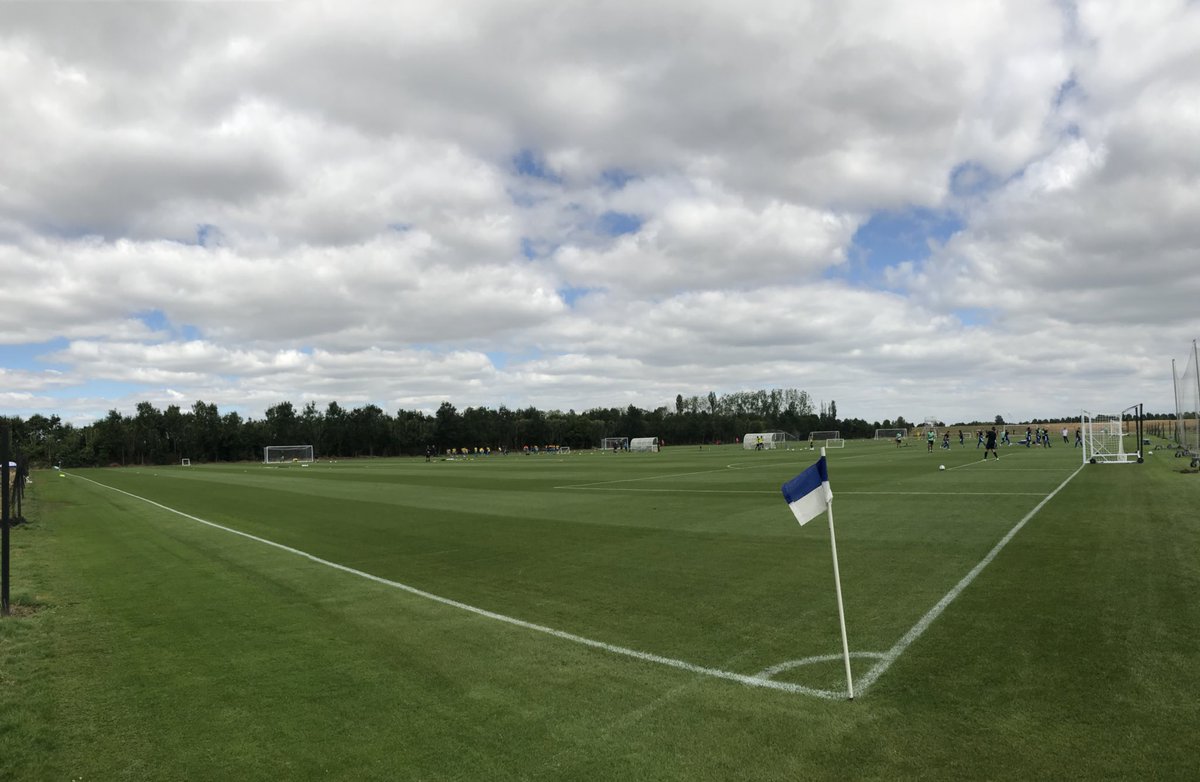 BarnetFC's tweet image. #BarnetFC line-up vs @QPR 🐝👇

1 - Mark Cousins
2 - Cheye Alexander
4 - Callum Reynolds
8 - André Boucaud 
11 - Nana Kyei
12 - Jack Taylor
15 - Joe Payne
16 - Jack Barham
17 - Dan Sparkes
18 - Charlee Adams
23 - David Tutonda