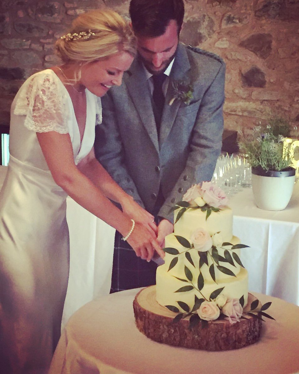 thecooksCGK's tweet photo. We love hearing from couples and here are lovely words from the loveliest of couples... “Thank you SO much again! Everyone absolutely LOVED the cake!!!! I think it was the highlight of the meal for most people!” #thatdress #mostbeautifulbride #weddingcake #caterer #eastlothian https://t.co/K0F05D1q2H