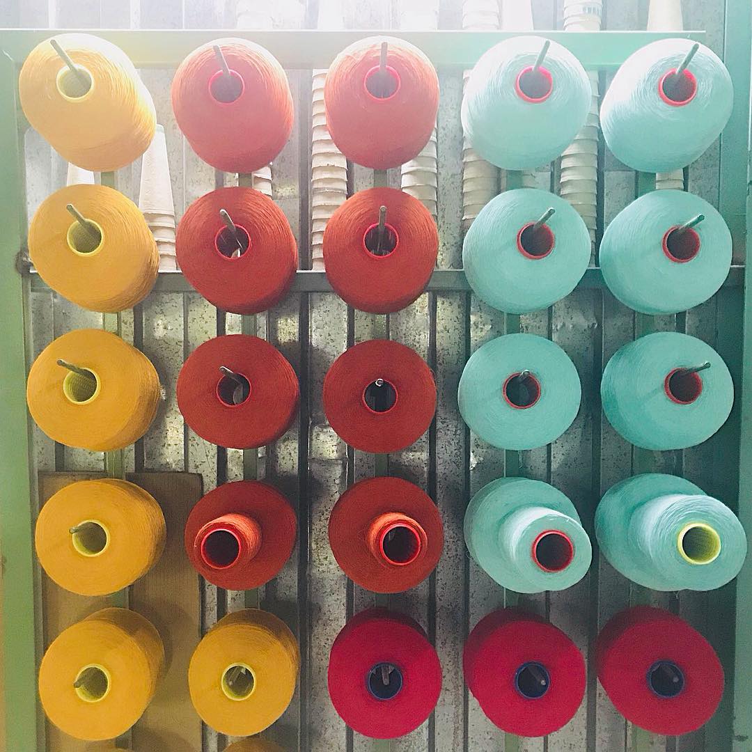 Summer vibes! #color #colorful #summer #yarn #homedecor #upholstery #pielsa #decor #wall #wallart