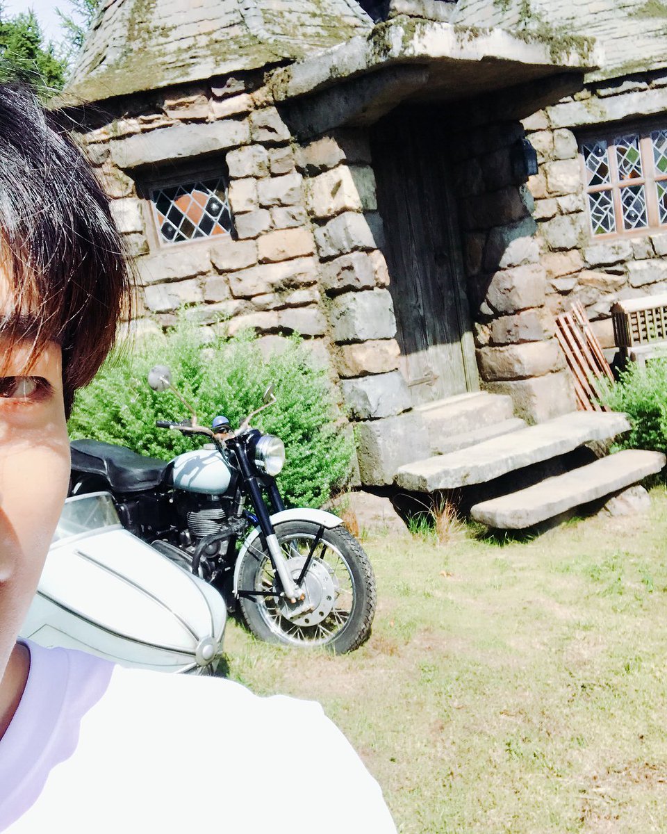 AllrounderJS's tweet photo. #진섭 #김진섭 #JINSUB #KIMJINSUB

1807010 섭스타그램 

빼꼬미 생존신고 아 이뻐💖 https://t.co/kcGZhmPZQx