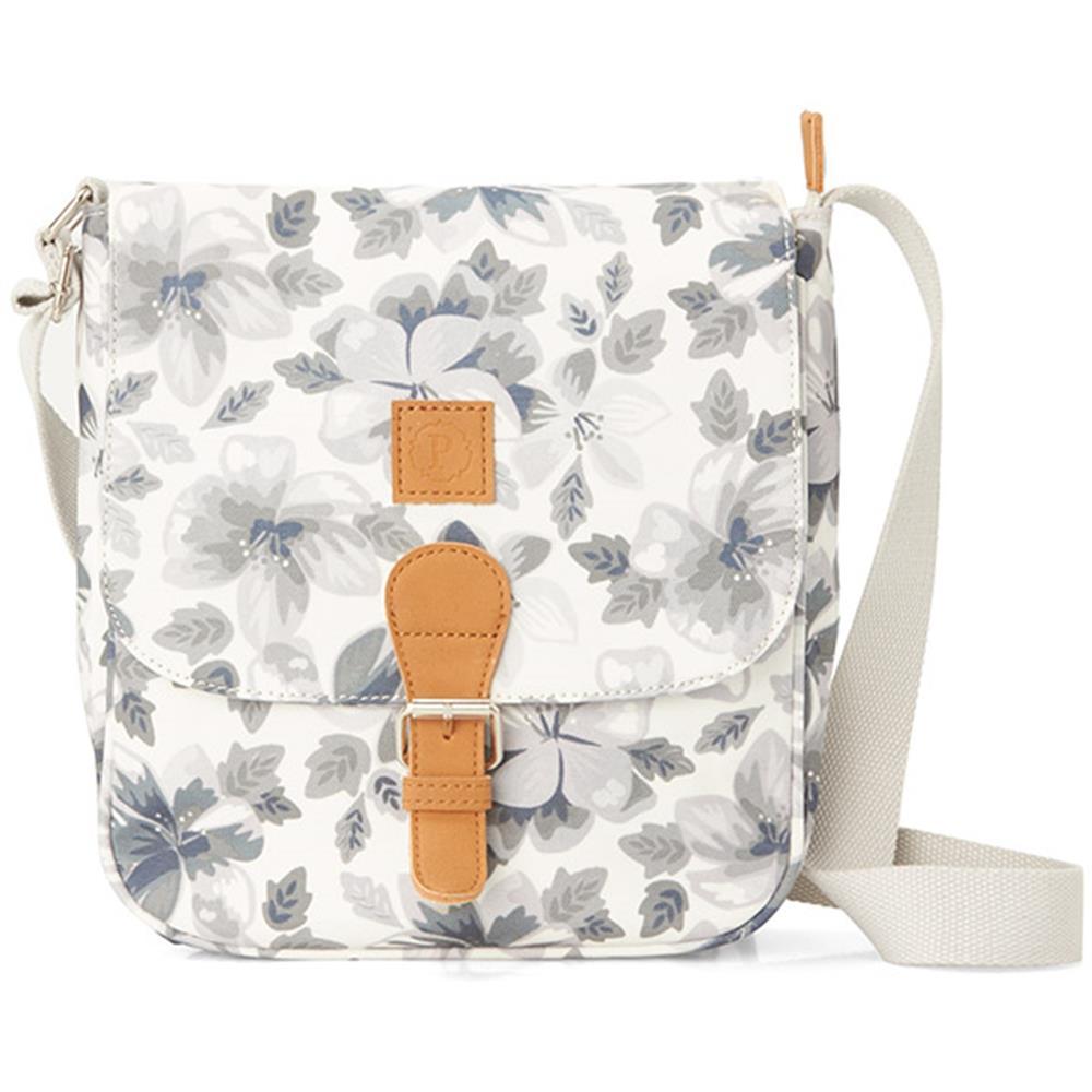 catherine_nlc's tweet photo. Very excited that this pattern I designed for @PaversShoes is now on sale in a handbag format! Yipeeee! Another one to follow soon 😀👏
https://t.co/iz9s2wMIzc https://t.co/OcnFHdZ0Nl