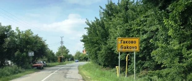 VOICEndnv's tweet photo. #Gakovo: Partijski i lokalni #moćnici odlučuju o državnom zemljištu
#njive #poljoprivreda #zemljište #ratari #Sombor
➡️ https://t.co/eVvJgdNiYo https://t.co/z1pfkj2WWO