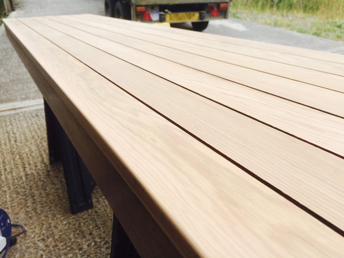 patio_daniel's tweet photo. Few could argue the beauty of cedar wood. We treated this with Textrol natural oak finish. Its not so much a surface treatment but more a penetrating oil that works with the natural oils in the timber. #owatrol #cedarwood #exteriorwood https://t.co/vvrv90YUQv
