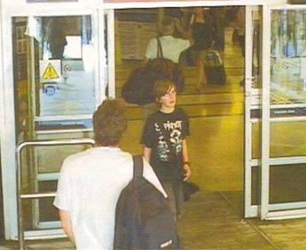 syptweet's tweet photo. Today marks the 25th birthday of Andrew Gosden, who went missing from his home in #Doncaster almost 11-years ago. Can you help? Andrew's family have a website dedicated to him at https://t.co/TvzCEBNcaK Call police on 101 quoting 161 of 13/09/17. More at: https://t.co/yUg1Cjt1rt https://t.co/VHTbzeiaLE
