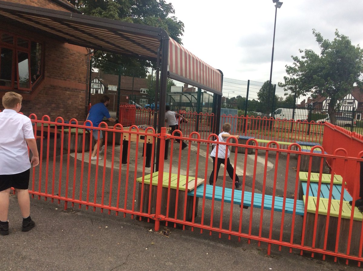 Moatbridge  School tweet media