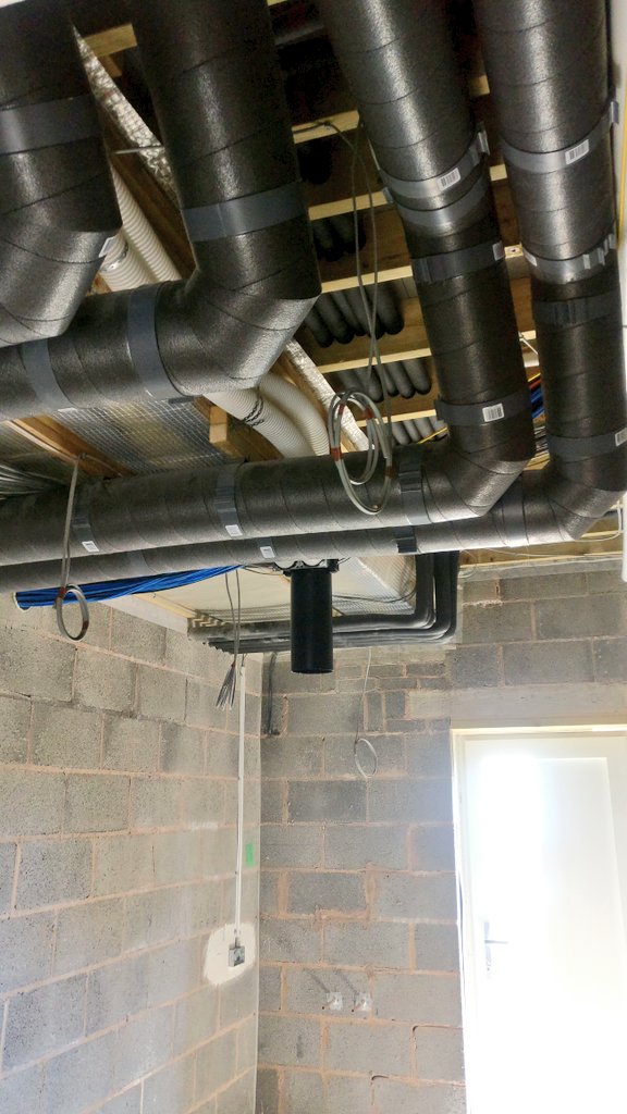 GoGreenEngineer's tweet image. Our latest project well underway on the river #Exeter in #devon. A low energy home with 2 x @Zehnder_Passive comfoairQ units, with #UFH going in next week! @omnieuk @BARCarchitects  @BuildingDevon @BuildItMagazine