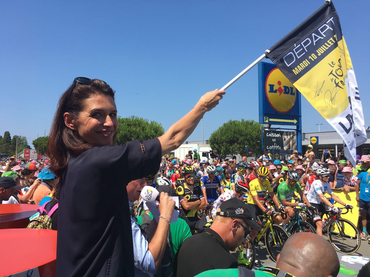 Christelle MORANÇAIS on Twitter "🏁🚴🏻‍♂️Départ de la 4ème étape du Tour